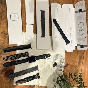 ‼️SOLD‼️ Apple Watch Series 7 -- 45mm